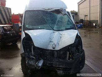 Renault Master 2300 diesel picture 2