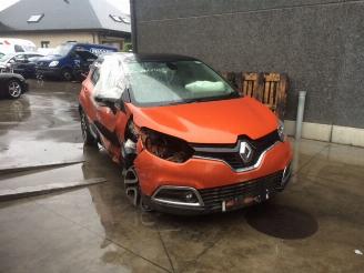 Coche accidentado Renault Captur 900cc benzine 2014/1