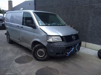 Salvage car Volkswagen Transporter 2.5 diesel 2009/1