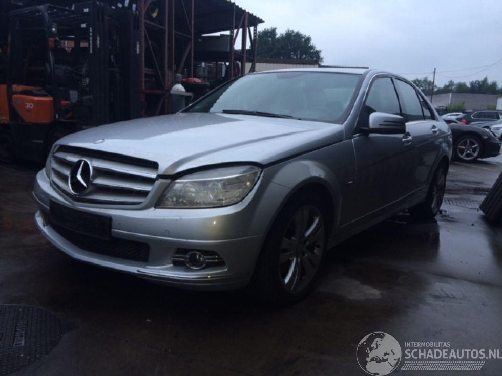 Mercedes C-klasse C180   cgi 2l benzine