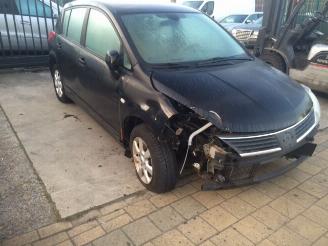 damaged passenger cars Nissan Tiida  2008/3