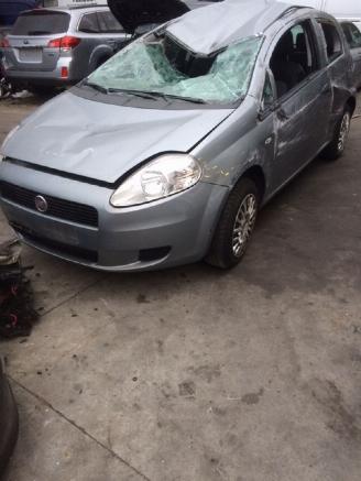 Sloopauto Fiat Punto  2010/9