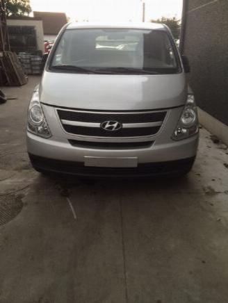 Purkuautot passenger cars Hyundai  H1  2500CC/DIESEL 2010/1