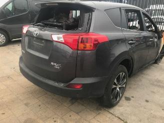 Toyota Rav-4 2200CC / DIESEL / 6VIT picture 2