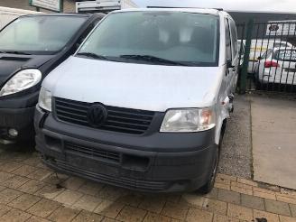 Salvage car Volkswagen Transporter DIESEL- 1900CC - TDI 2006/1