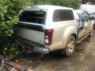 Salvage car Isuzu D-Max  2016/1