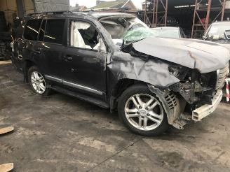 Salvage car Toyota Landcruiser  2016/1