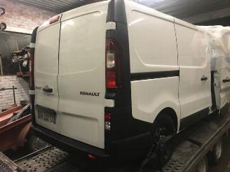 Renault Trafic DIESEL - 1600CC - 6VIT picture 2