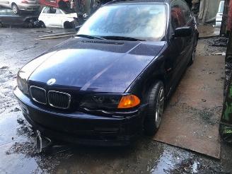 Coche siniestrado BMW 3-serie 318I - 5VIT 1999/1