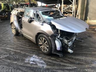 uszkodzony samochody osobowe Renault Espace 1600CC - TURBO DIESEL - AUTOMAAT - 2015/1