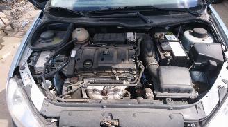Peugeot 206 2002 1.6 16v NFU blauw EYL onderdelen picture 5