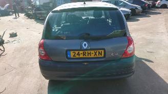 Renault Clio 2 2005 1.6 16v K4M Grijs TEJ47 onderdelen picture 3