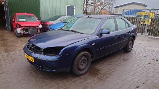 Ford Mondeo 2004 1.8 16v CGBA blauw Ink Blue onderdelen picture 1