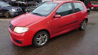 Fiat Punto 2005 1.4 16v 843A1 Rood 199/A onderdelen picture 1