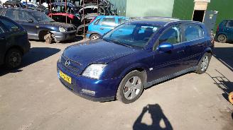 Salvage car Opel Signum 2003 2.2 16v Z22YH Blauw Z21B onderdelen 2003/8