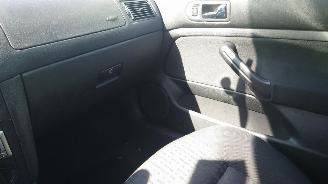 Volkswagen Golf 4 1.4 16v BCA bak DUW Groen LC6M picture 18