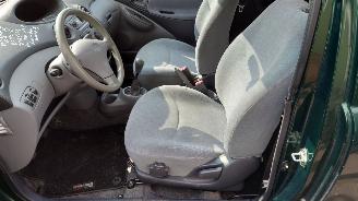 Toyota Yaris 1999 1.0  1SZFE Groen 6R4 onderdelen picture 14