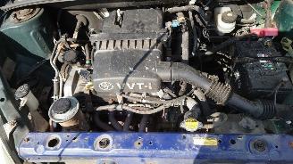 Toyota Yaris 1999 1.0  1SZFE Groen 6R4 onderdelen picture 11