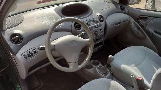 Toyota Yaris 1999 1.0  1SZFE Groen 6R4 onderdelen picture 15