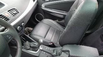 Renault Mégane CC 3 2010 1.4 TCe H4J Zwart NV676 onderdelen picture 30