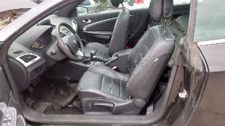 Renault Mégane CC 3 2010 1.4 TCe H4J Zwart NV676 onderdelen picture 9