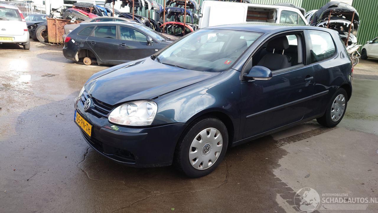 Volkswagen Golf 5 2004 1.4 FSI BKG bak FXQ blauw LC5F onderdelen