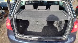 Volkswagen Golf 5 2004 1.4 FSI BKG bak FXQ blauw LC5F onderdelen picture 22