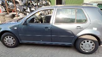 Volkswagen Golf 4 2002 1.9 SDI AQM DUS Grijs LC7V onderdelen picture 2