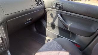 Volkswagen Golf 4 2002 1.9 SDI AQM DUS Grijs LC7V onderdelen picture 17