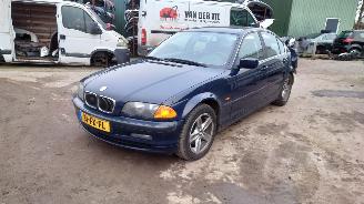 BMW 3-serie E46 2000 323i 256S4 blauw 263 onderdelen picture 1