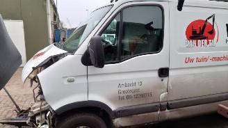 Renault Master 2004 2.5 DCI G9U A7 Wit O389 picture 2