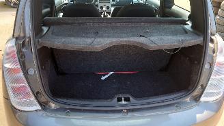 Lancia Ypsilon 2011 1.2i 169A4 Grijs 600 onderdelen picture 6
