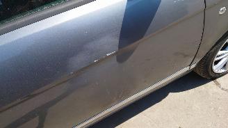 Lancia Ypsilon 2011 1.2i 169A4 Grijs 600 onderdelen picture 8