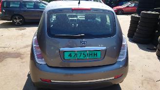Lancia Ypsilon 2011 1.2i 169A4 Grijs 600 onderdelen picture 5