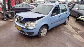 rozbiórka samochody osobowe Fiat Punto 2004 1.2i 188A4 Blauw 792 onderdelen 2004/5