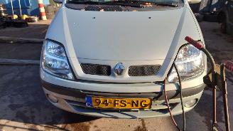 Renault Mégane Scénic 2000 1.6 16v K4M Zilver MV632 onderdelen picture 9