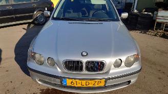 BMW 3-serie E46 316 ti N42B18A Zilver 354 onderdelen picture 7