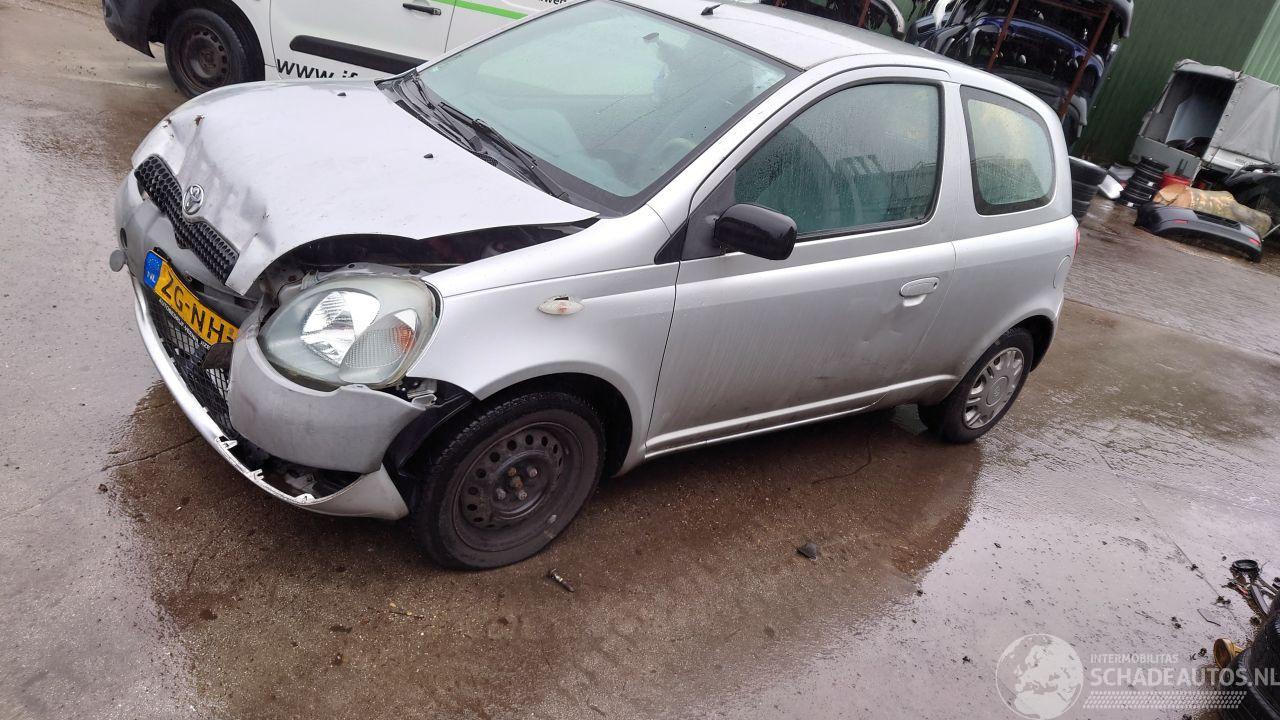 Toyota Yaris 1999 1.0 16v 1SZFE Zilver 199 onderdelen