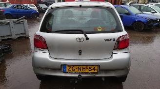 Toyota Yaris 1999 1.0 16v 1SZFE Zilver 199 onderdelen picture 4