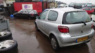 Toyota Yaris 1999 1.0 16v 1SZFE Zilver 199 onderdelen picture 3