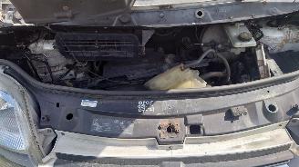 Opel Vivaro 2002 1.9 Di F9Q M77 Wit onderdelen picture 9