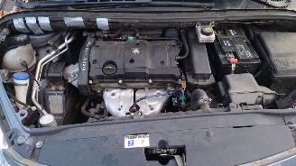 Peugeot 307 2007 1.6 16v NFU Grijs EZW onderdelen picture 9