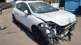 Renault Mégane 3 2009 1.6 16v K4M JH3183 Wit OV369 onderdelen picture 6