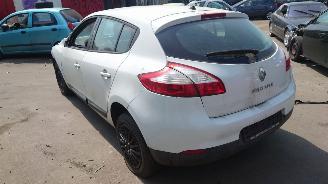 Renault Mégane 3 2009 1.6 16v K4M JH3183 Wit OV369 onderdelen picture 3