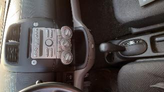 Daihatsu Sirion 2 2006 1.3 16v K3VE Rood R40 onderdelen picture 13