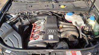 Audi A4 2003 2.0 FSI AWA GBN Grijs LX7Z onderdelen picture 10