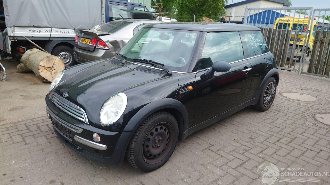 Mini One 2003 1.6 16v W10B16A Zwart 668 onderdelen