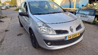 Renault Clio 2008 1.2 16v D4F Zilver TED69 onderdelen picture 8