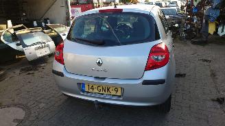 Renault Clio 2008 1.2 16v D4F Zilver TED69 onderdelen picture 4