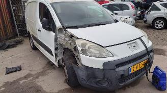 Peugeot Partner 2012 1.6 HDI 9HN Wit EWP onderdelen picture 6